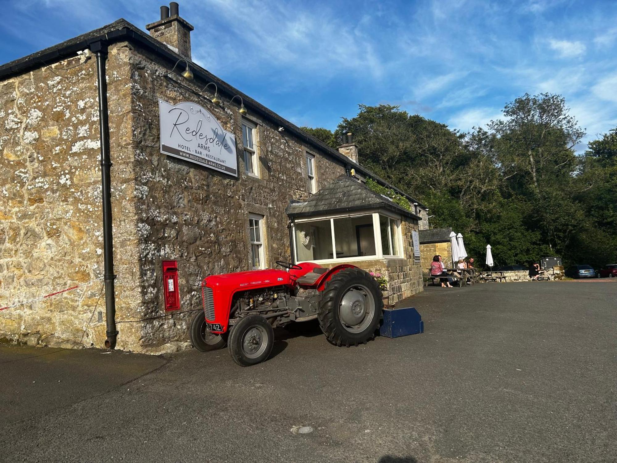 מלון אוטרברן Redesdale Arms מראה חיצוני תמונה